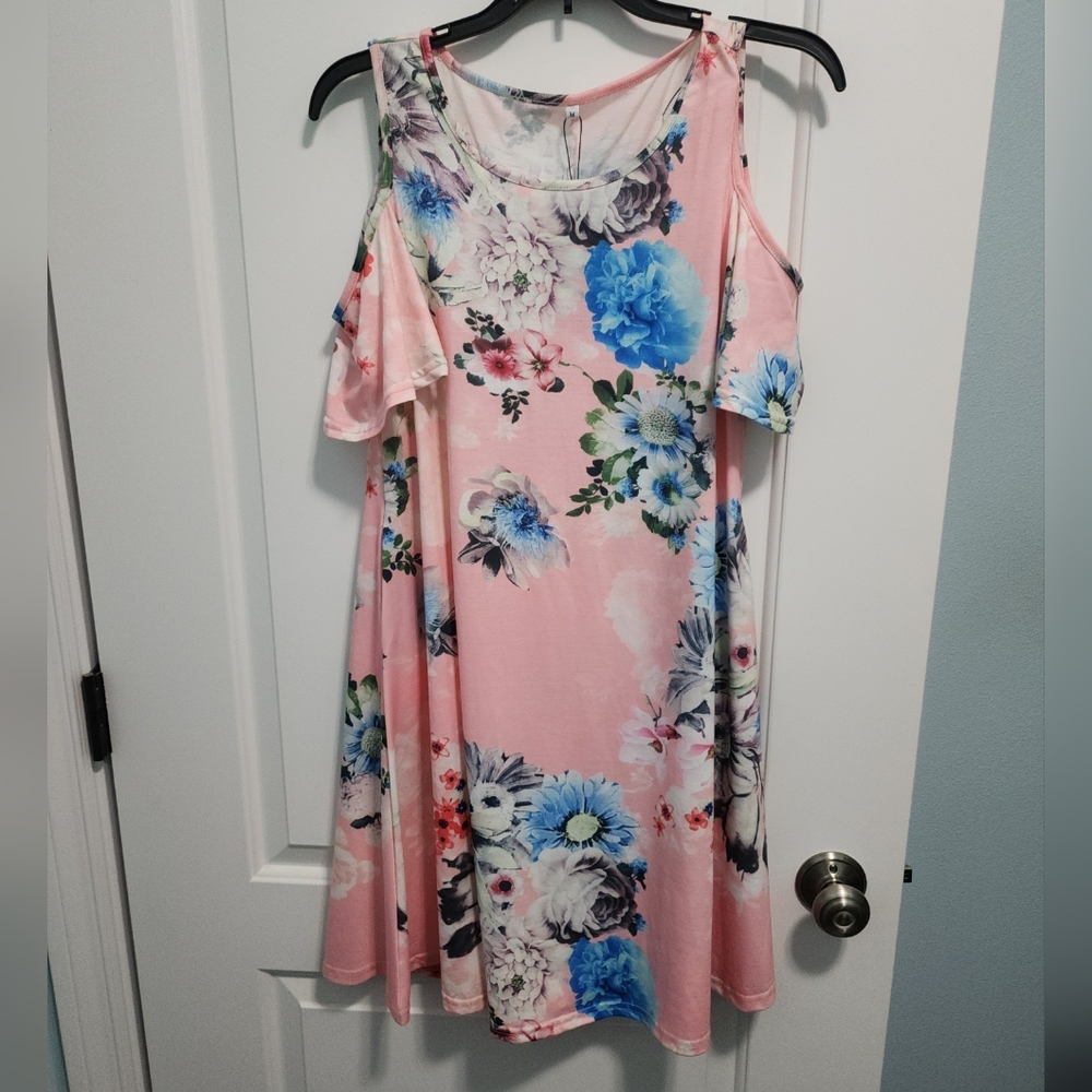 Pink and blue cold shoulder floral sundress. SZ M. NWT.